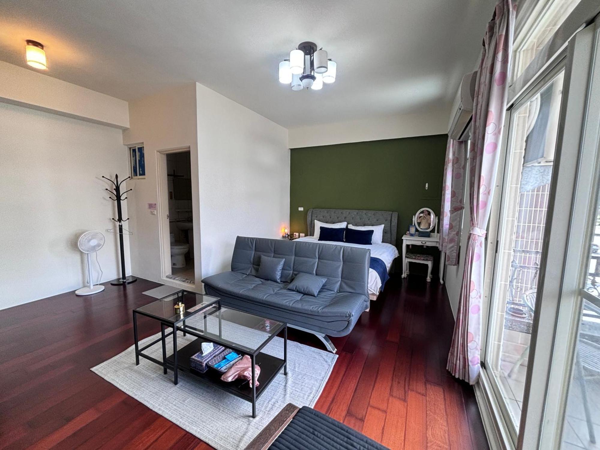 伊家民宿yi Home 志航路一段398號 T'ai-tung Esterno foto